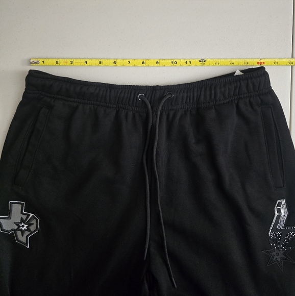SA Spurs Sweatpant - Picture 11 of 14